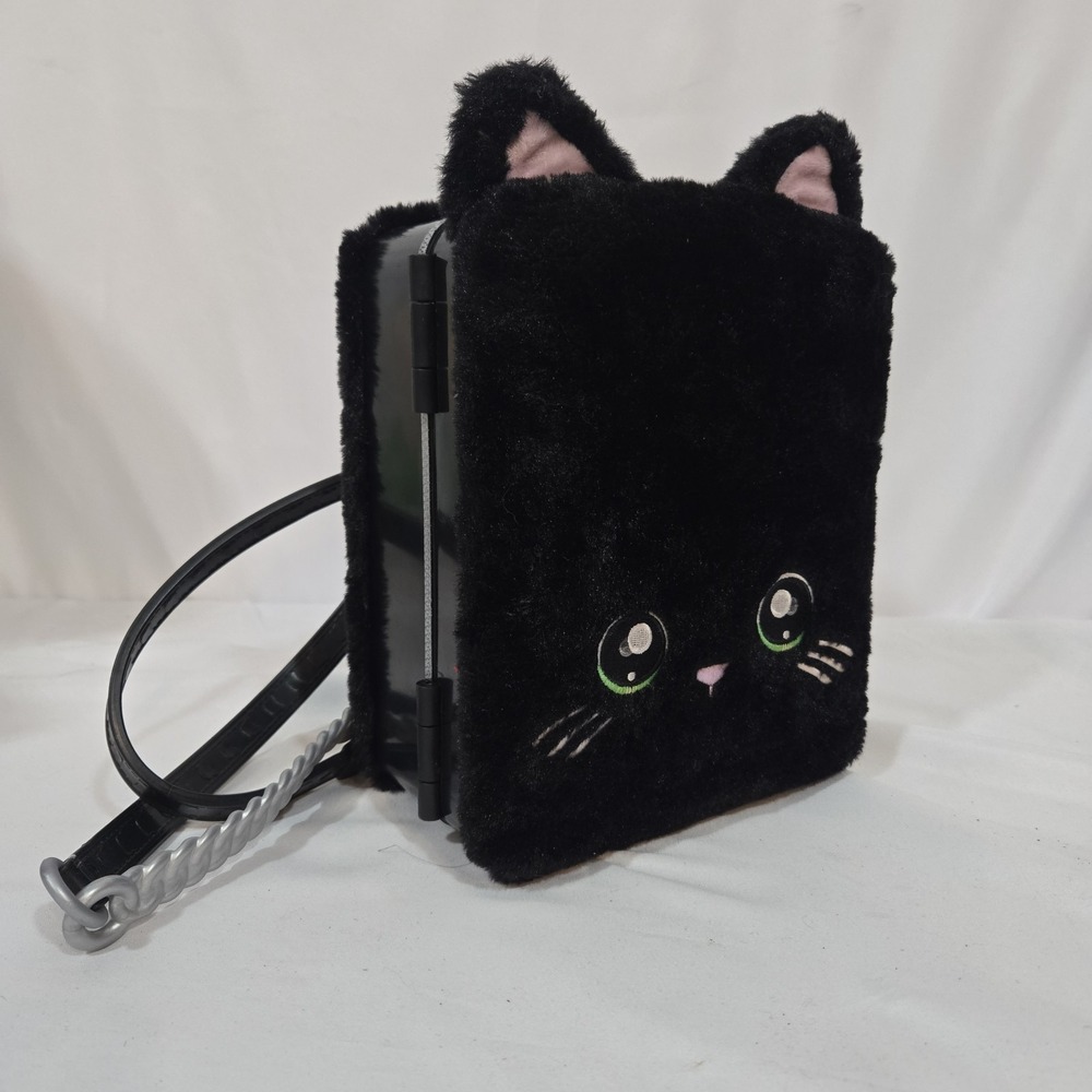 Na Na Na Surprise Tuesday Meow 3-in-1 Black Cat Backpack Bedroom Doll